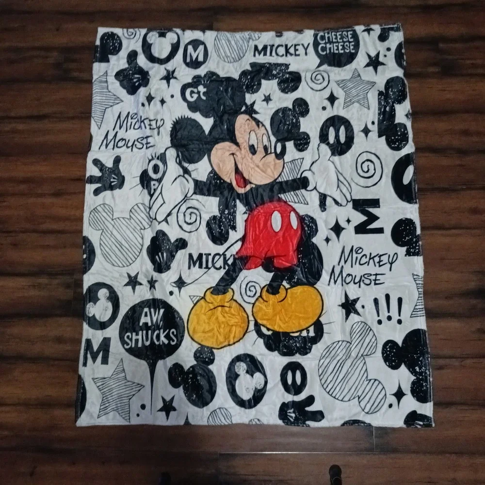 Disney Mickey Mouse Fleece Throw Blanket 50x40 Black White Red Sketch Print